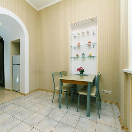 Apartment Baseina Khreschatyk Kiev Extérieur photo